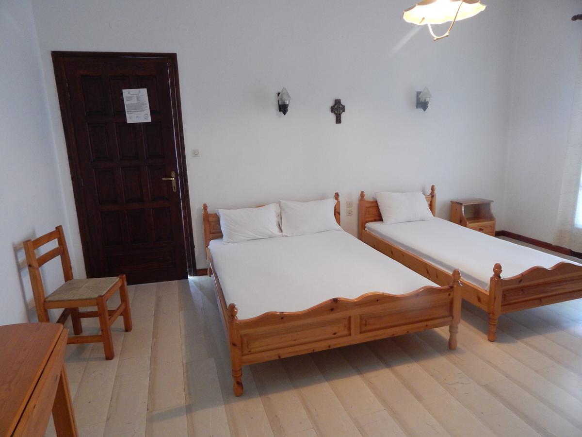 Ktena Apartments Platanias  Eksteriør billede