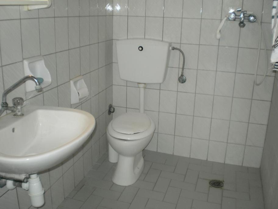 Ktena Apartments Platanias  Værelse billede