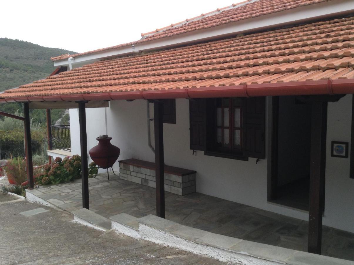 Ktena Apartments Platanias  Eksteriør billede